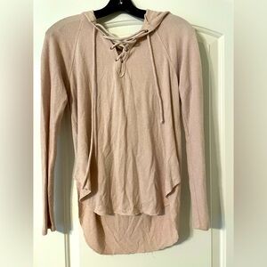 AE soft and sexy hooded shirt